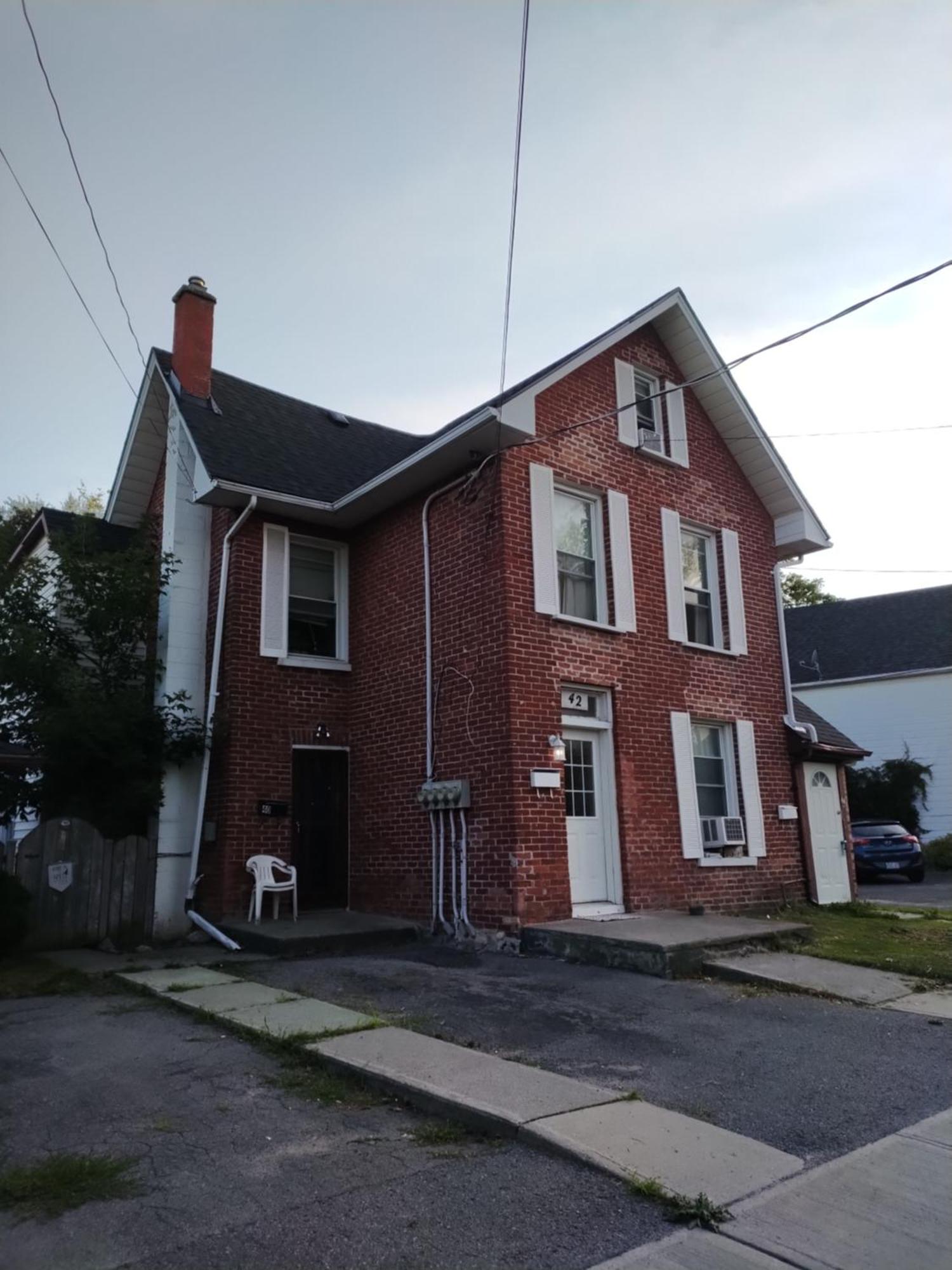 Cozy Downtown Two Bedrooms Free Parking Kingston Exterior foto